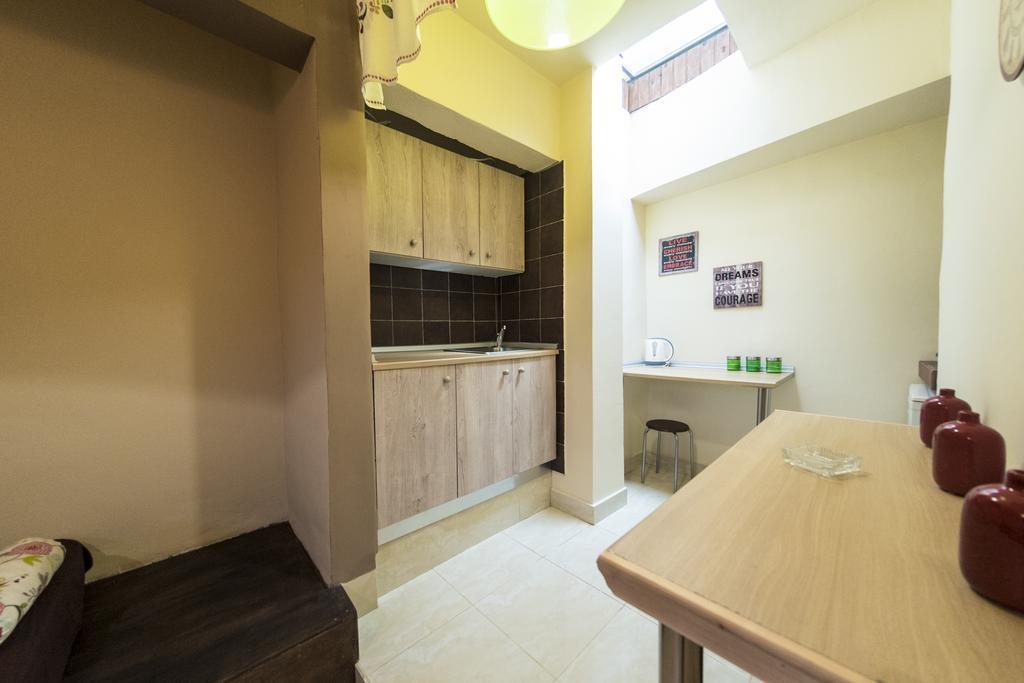 Apartment Zografos - Old Town *